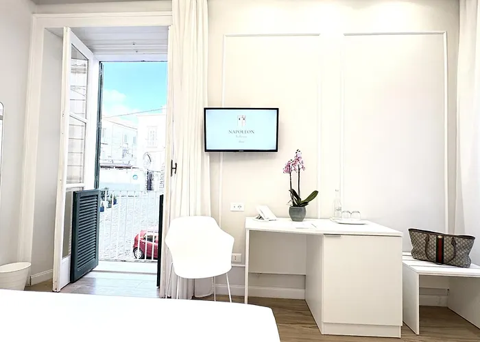 Napoleon 4* Тропея