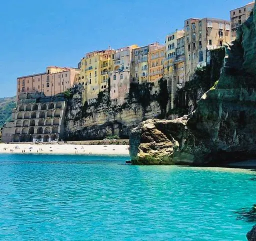 Napoleon 招待所 特罗佩阿